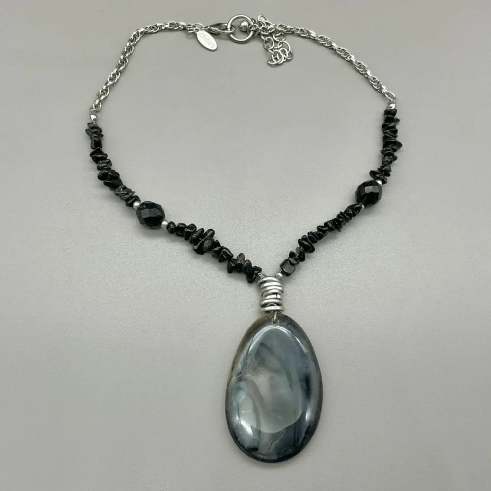 Chico's Necklace Womens Silver Tone Black Agate Stone Pendant Beaded 22 Inches